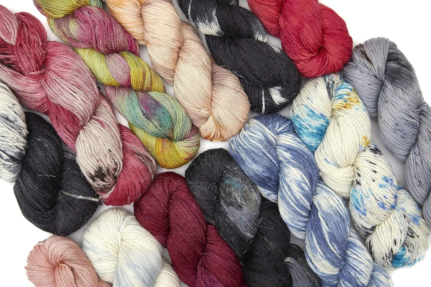 100% Baby Alpaca Yarn Wool 100g Hank DK Weight Hand Dyed Made in Peru - Heavenly Soft and Perfect for Knitting and Crocheting (Apricot Blush, DK Hand Dyed - 100g Hank)