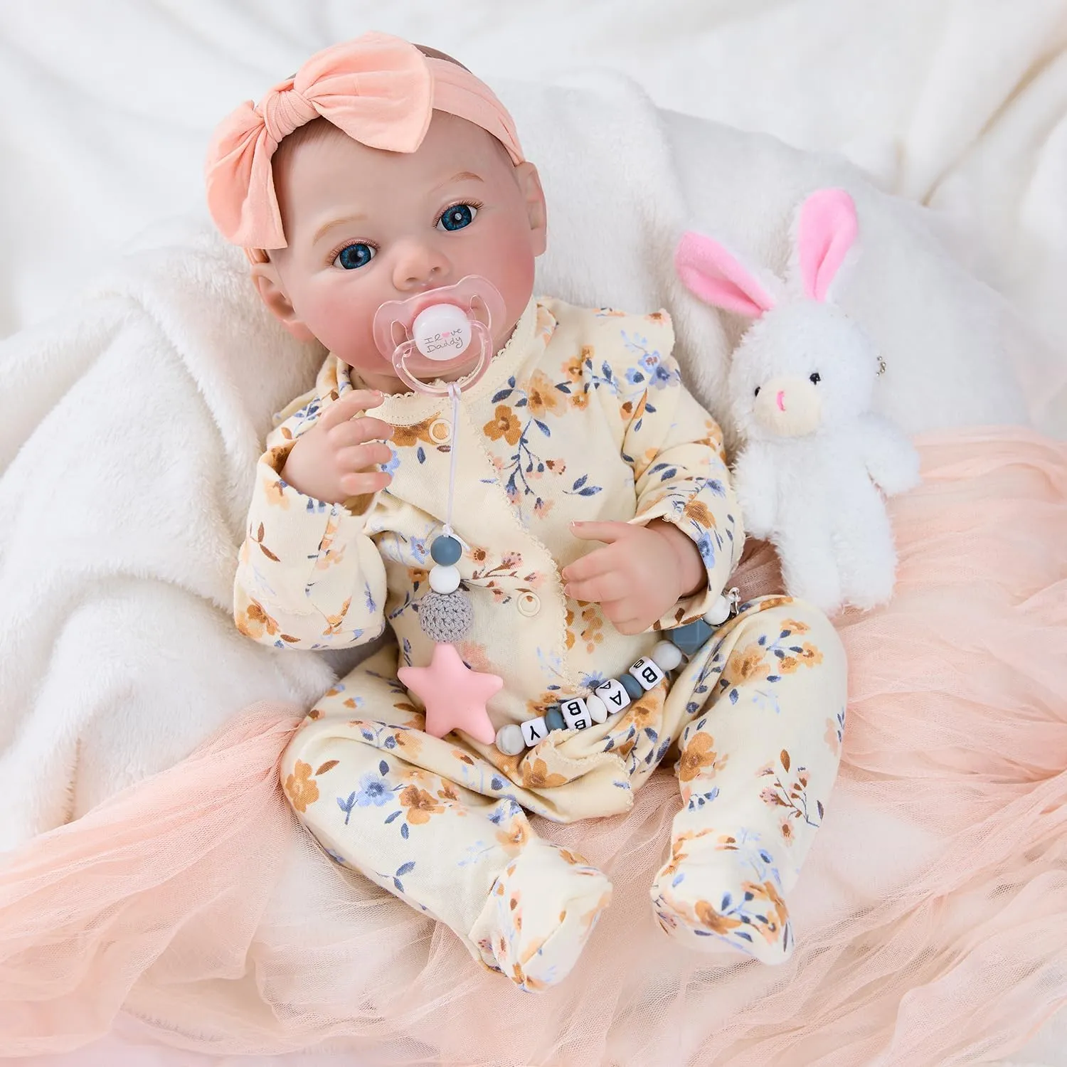 17" Realistic and Cute Reborn Baby Girl Zoey Opened Her Eyes, Handmade Lifelike Reborn Doll, Advanced Painted Vinyl Gift Set for Kids Age 3 