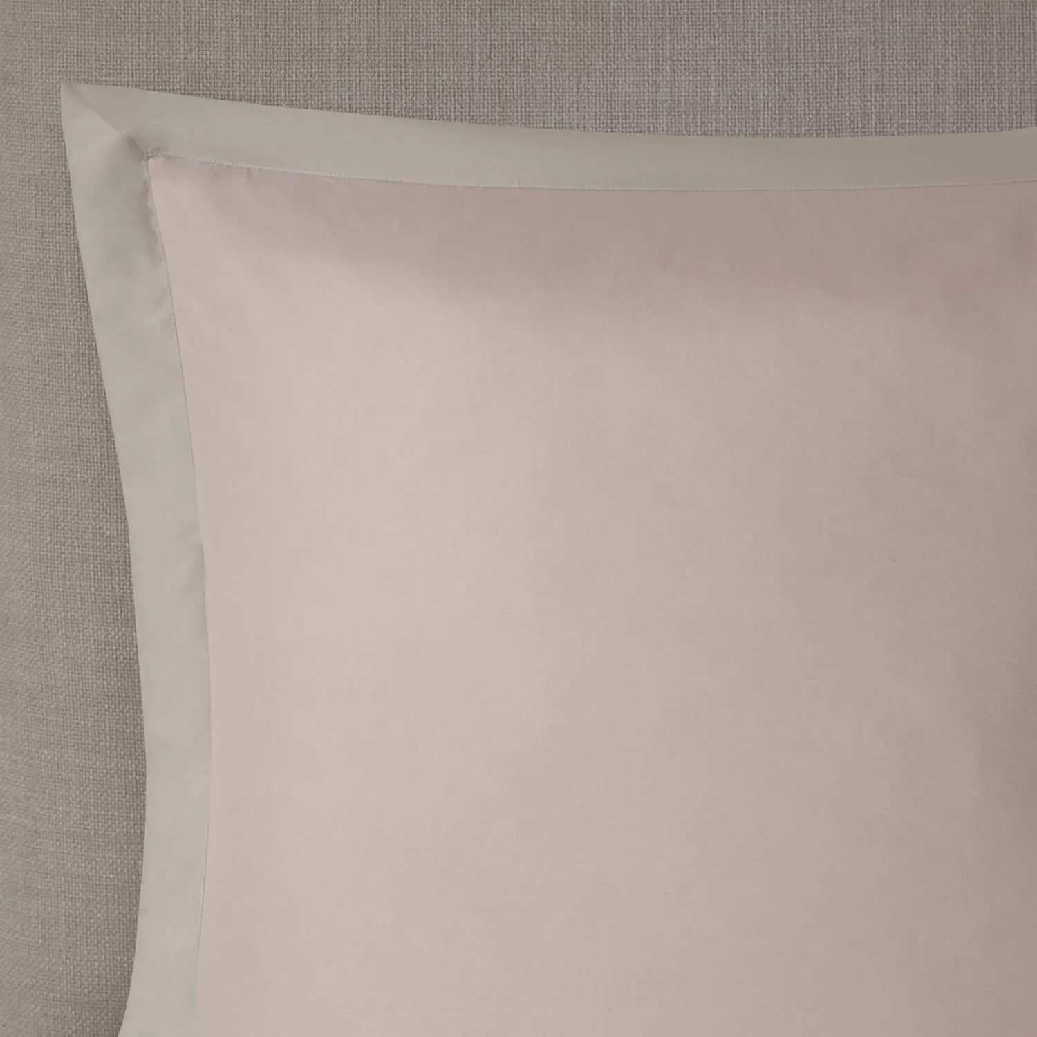 510 DESIGN Luxe Quilted Comforter Set Modern Transitional Design, All Season Down Alternative Warm Bedding Matching Shams, Bedskirt, Decorative Pillow, Queen, Shawnee Scrollwork Blush