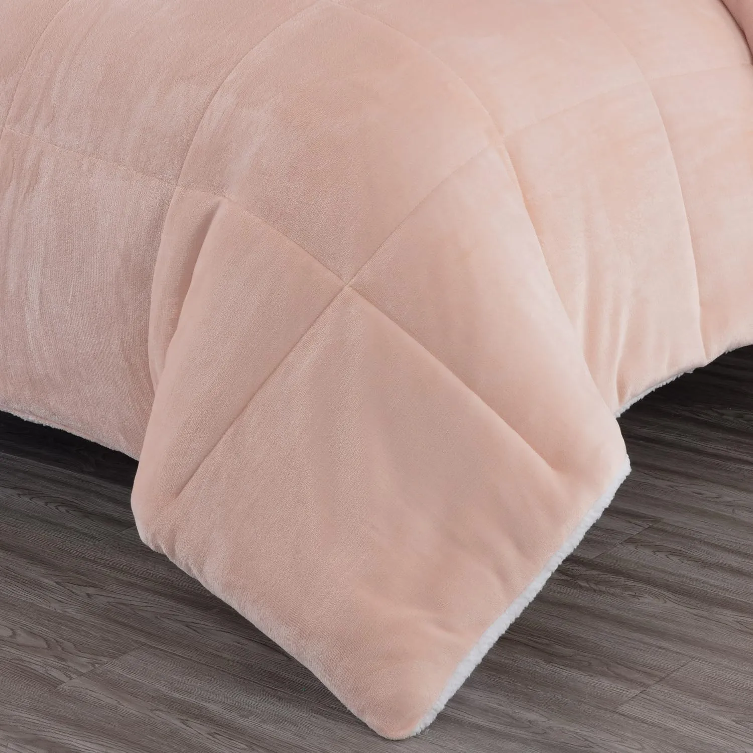 Chezmoi Collection Ultra-Soft Micromink Sherpa Comforter Set with 2 Pillow Shams King Size - Blush Reversible Plush Bedding Comforter 3-Piece Set Warm Winter Blanket