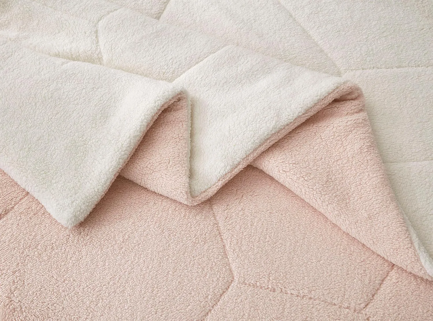 Chezmoi Collection Wynne 3-Piece Honeycomb Sherpa Comforter Set - Double Sided Reversible Sherpa Bedding - King, Blush
