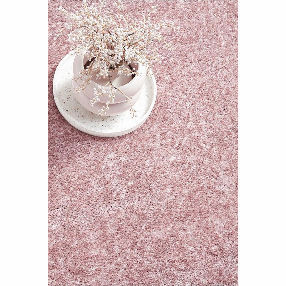 Dawson Blush Modern Soft Shaggy Rug