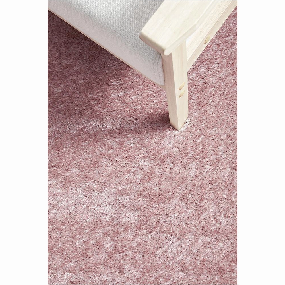 Dawson Blush Modern Soft Shaggy Rug