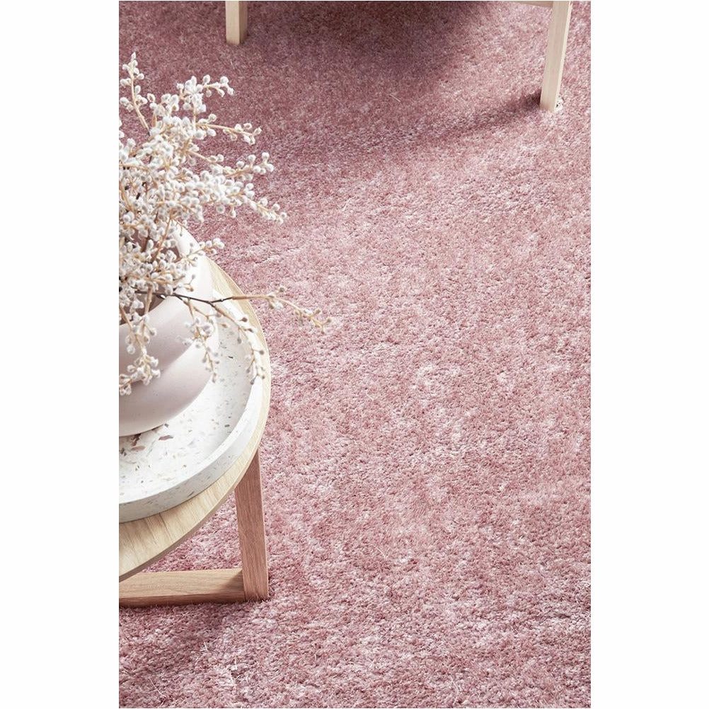 Dawson Blush Modern Soft Shaggy Rug