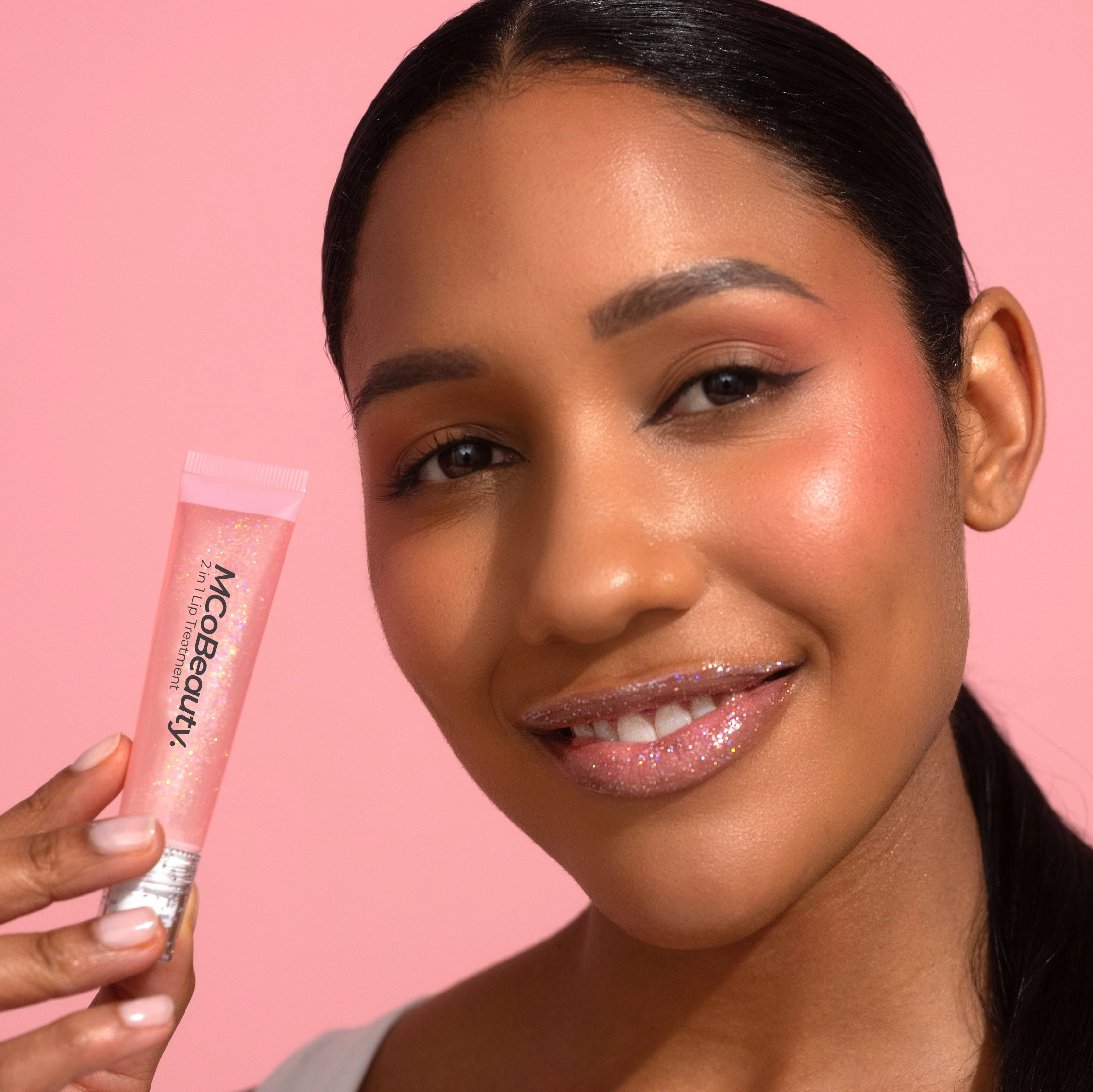 Glow & Treat 2-in-1 Lip Treatment