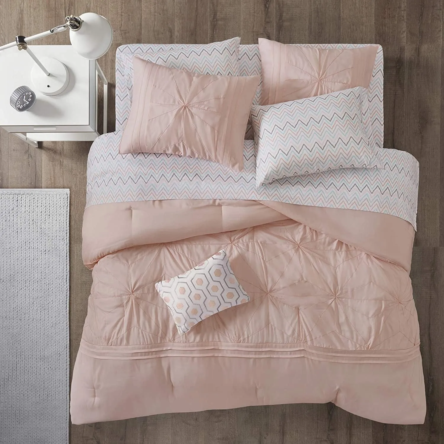 Intelligent Design Toren Complete Bag Tufted Embroidered Comforter with Sheet, Season Bedding Set, Full, Pink