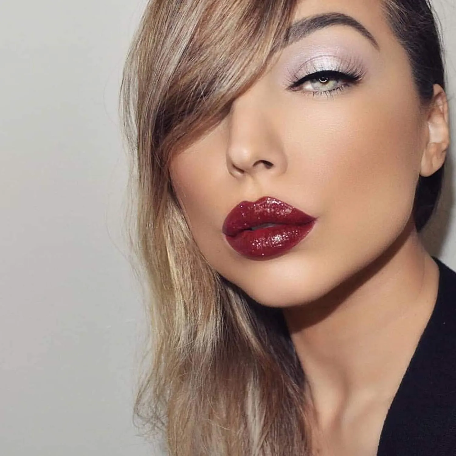 Klara Cosmetics Kiss Proof Lipstick 17 Sinful Burgandy Classic Bold Liquid Matte Lipstick Long Lasting Full Colour Pigment (KC-KPL017)