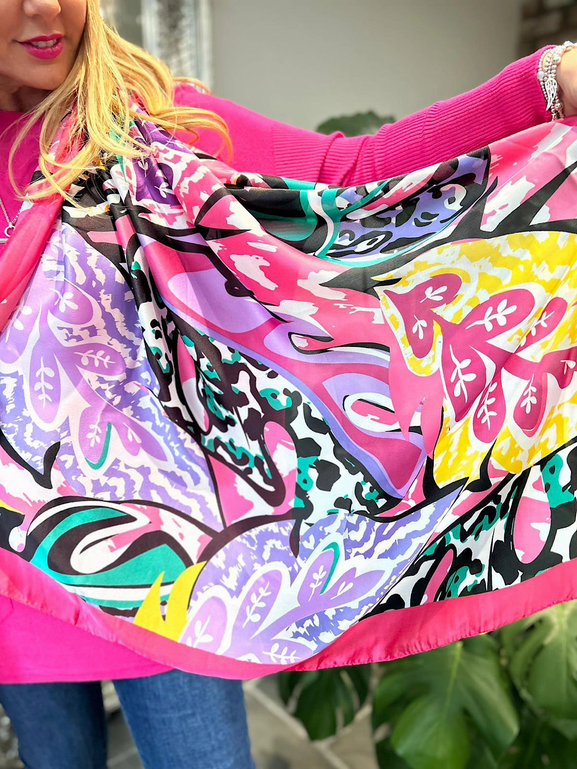 Lipstick Vibrant Leaf Silk Blend Scarf