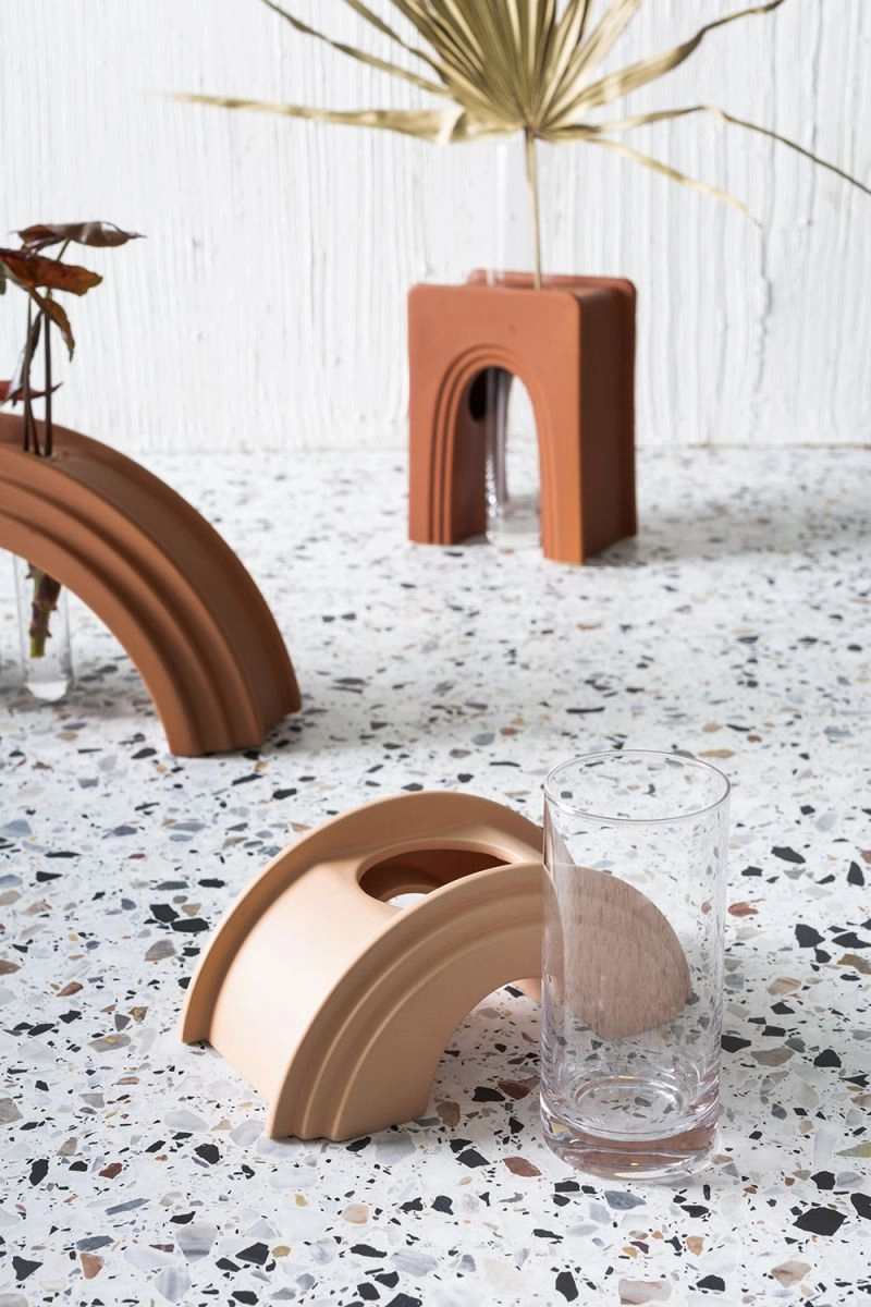 Malaya Propagation Stand - Coral