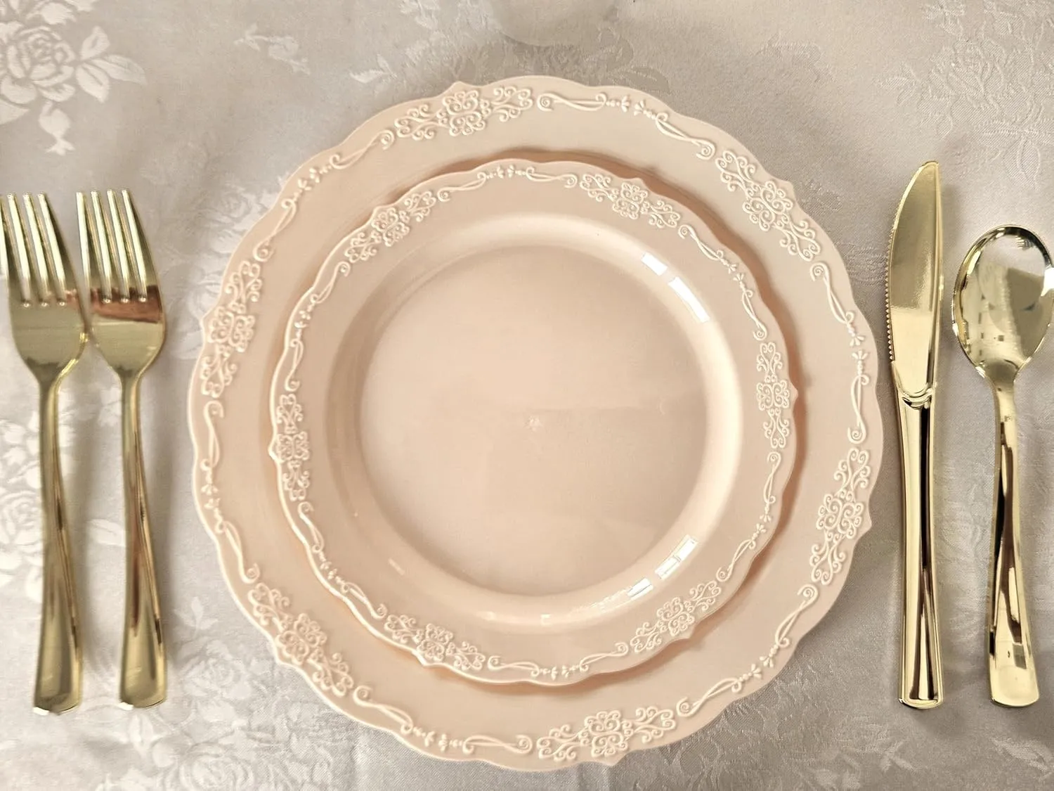 " OCCASIONS " 40 Plates Pack, Disposable Vintage Wedding Party Plastic Plates (10'' Dinner Plate, Verona in Blush)