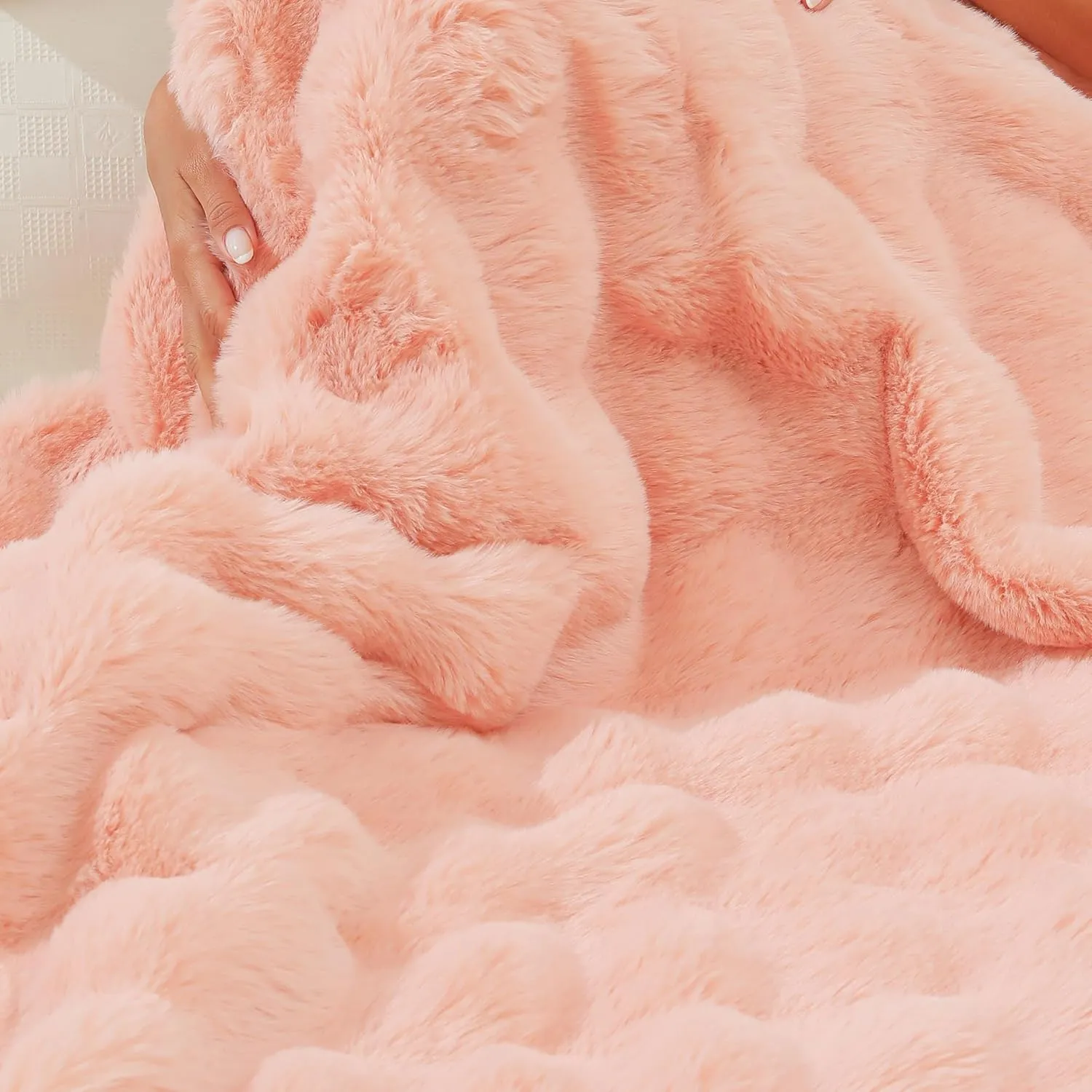 RYNGHIPY Faux Rabbit Fur Bed Throws, Fluffy Warm Throw Blanket for Sofa Couch, Soft Plush Decorative Blanket Thick and Heavy, Cute Bubble Furry Blanket (Blush, 51''x63'')