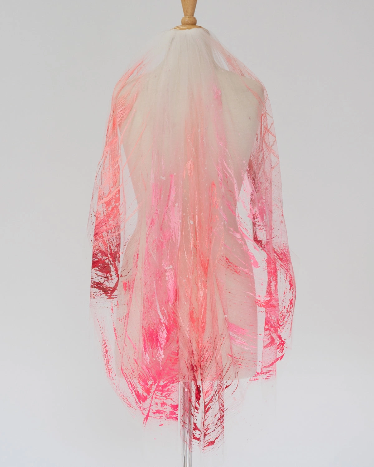 Single Tier Fingertip Length Veil