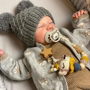 WOOROY Realistic Reborn Baby Dolls Boy - 18 Inch Lifelike Baby Doll Real Life Baby Dolls That Look Real Soft Weighted Newborn Baby Doll Gift Toy with Accessories for Age 3 