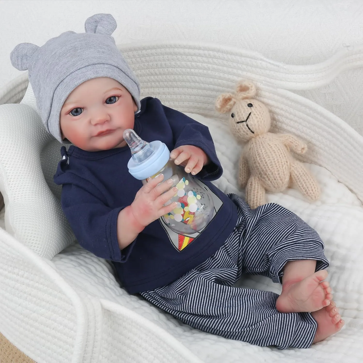 WOOROY Realistic Reborn Baby Dolls Boy - 19 Inch Lifelike Newborn Baby Dolls Handmade Real Life Baby Dolls Reborn Toddler with Soft Cloth Body Gift Toys for Kids Age 3  